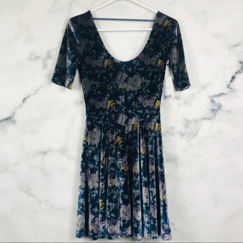 NEW Urban Outfitters Kimchi Blue Velvet Dress - Picture 2 of 7